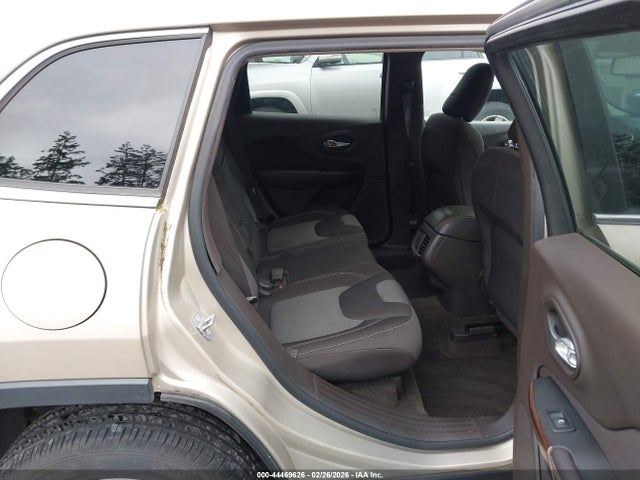 1C4PJLCS7EW297203 Jeep Cherokee Latitude
