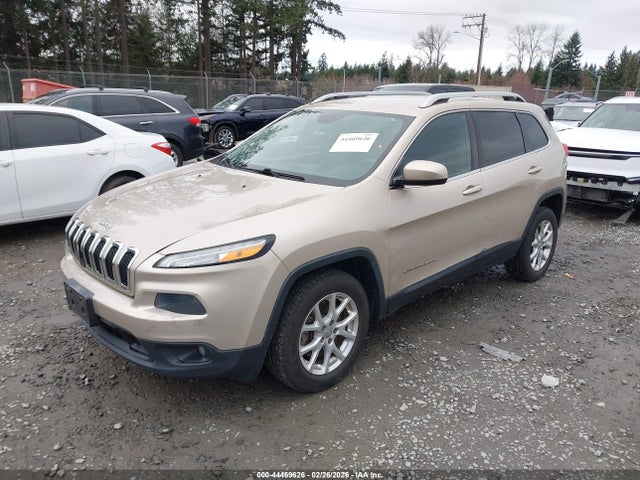 1C4PJLCS7EW297203 Jeep Cherokee Latitude