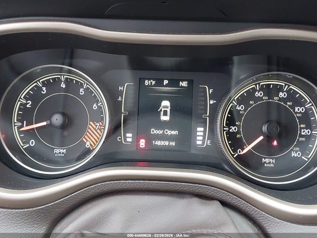 1C4PJLCS7EW297203 Jeep Cherokee Latitude