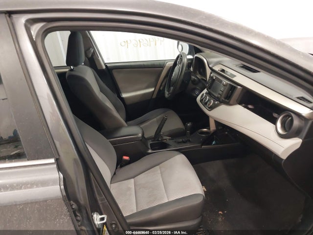 Toyota RAV4 LE 2014 2T3BFREV5EW204344 Image 5