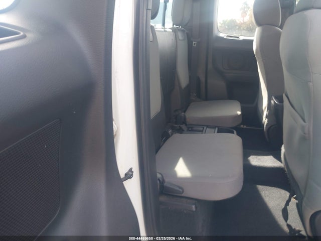 5TFRX5GN4HX081539 Toyota Tacoma Sr