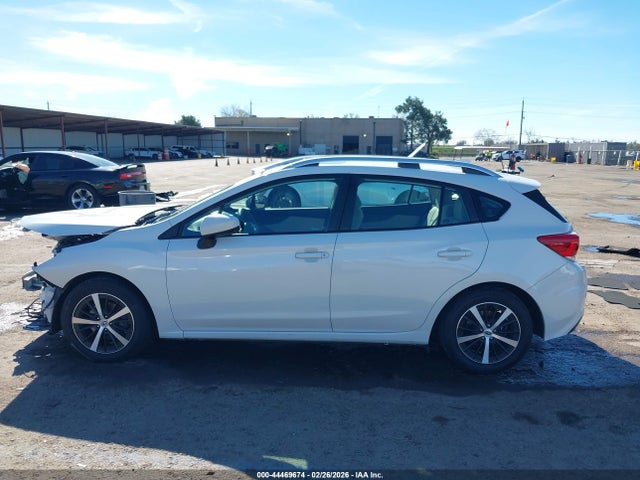 4S3GTAD63N3724359 Subaru Impreza Premium 5-door