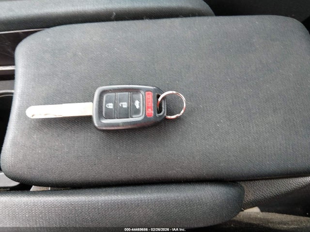 2HGFC2F6XKH535720 Honda Civic Lx