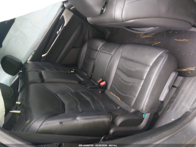 44469700 :رقم المزاد ، 1GYKPERS0LZ102818 vin ، 2020 Cadillac Xt6 Fwd Premium Luxury مزاد بيع
