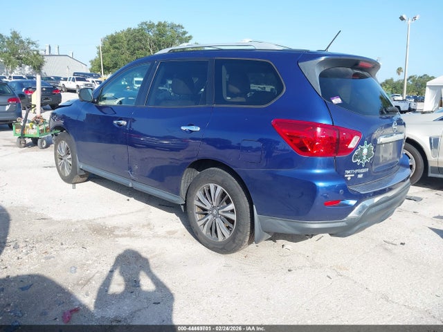 44469701 :رقم المزاد ، 5N1DR2MN4JC677010 vin ، 2018 Nissan Pathfinder Sl مزاد بيع