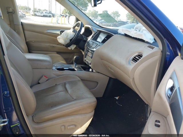 44469701 :رقم المزاد ، 5N1DR2MN4JC677010 vin ، 2018 Nissan Pathfinder Sl مزاد بيع