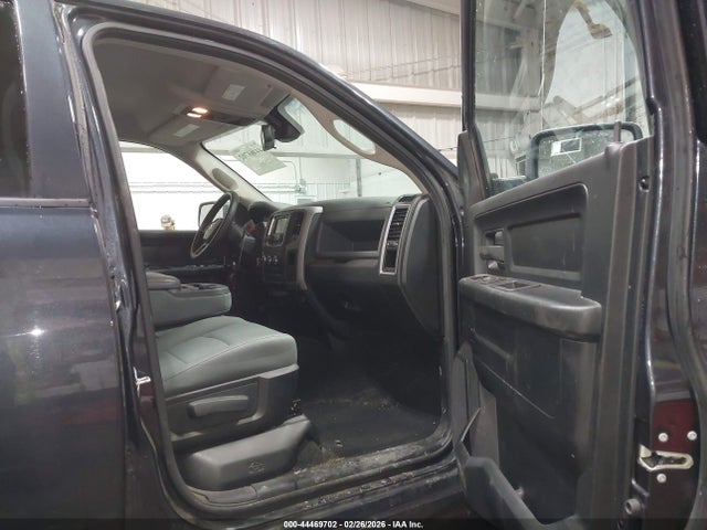 1C6RR7KM4ES414343 RAM 1500 Tradesman