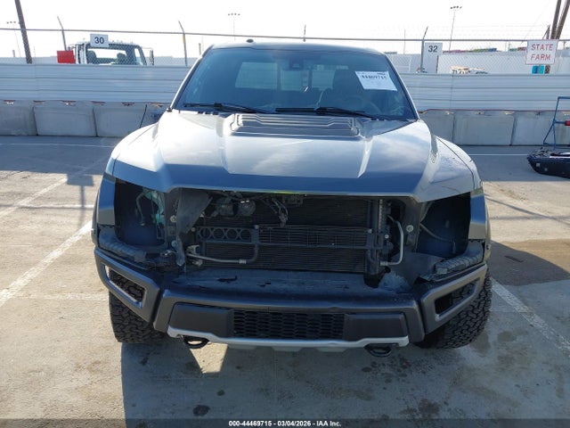 Ford F-150 Raptor 2018 1FTFW1RG4JFE71131 Image 12