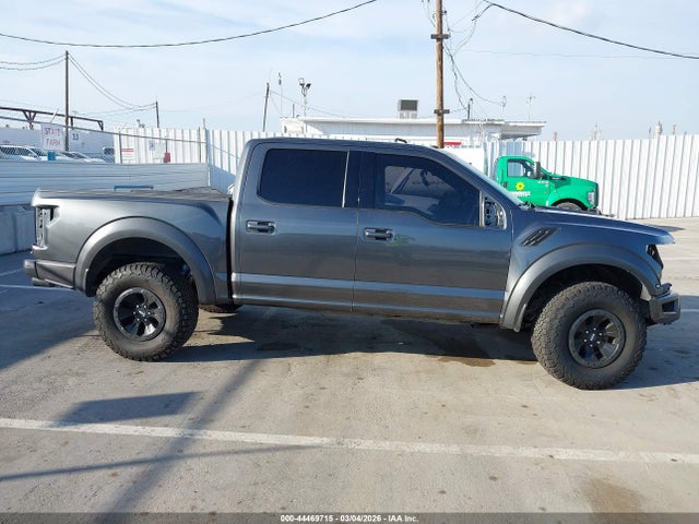 Ford F-150 Raptor 2018 1FTFW1RG4JFE71131 Image 13