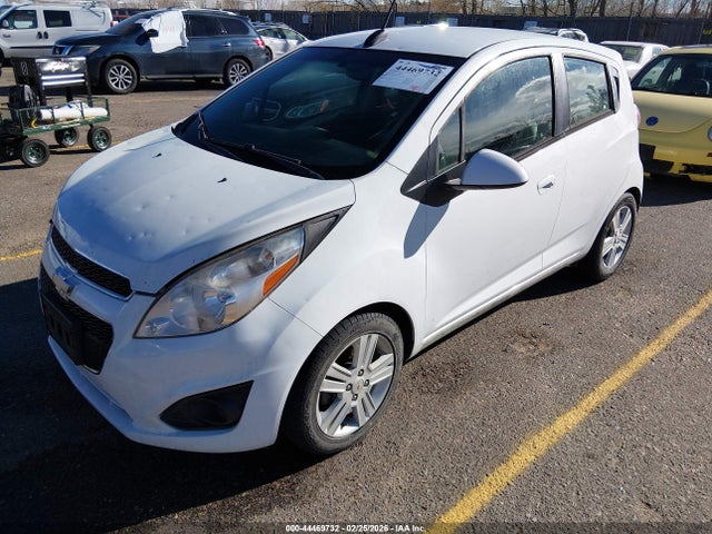 Chevrolet Spark 1lt Cvt 2015 KL8CD6S92FC742612 Image 2
