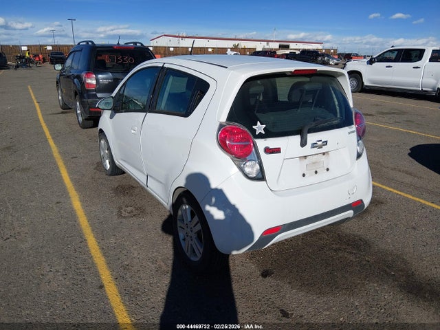 Chevrolet Spark 1lt Cvt 2015 KL8CD6S92FC742612 Image 3
