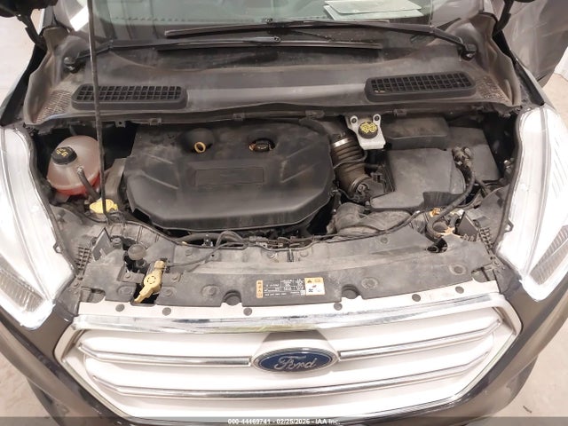 1FMCU9H95KUA82873 Ford ESCAPE SEL