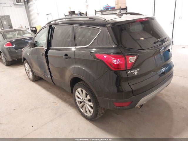 1FMCU9H95KUA82873 Ford ESCAPE SEL
