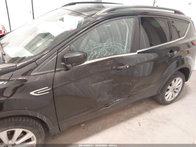 1FMCU9H95KUA82873 Ford ESCAPE SEL