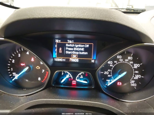 1FMCU9H95KUA82873 Ford ESCAPE SEL