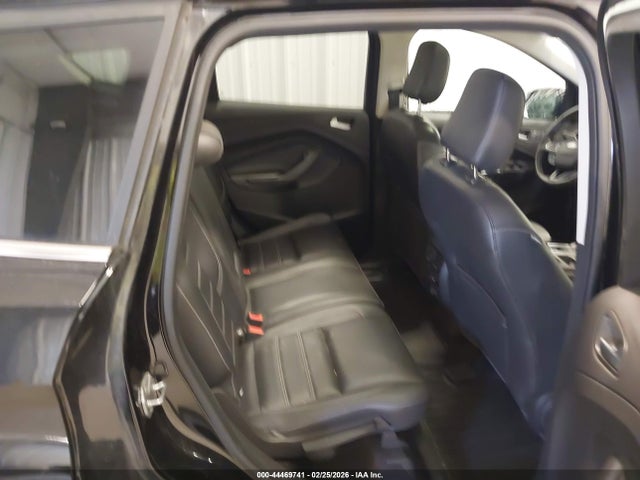 1FMCU9H95KUA82873 Ford ESCAPE SEL
