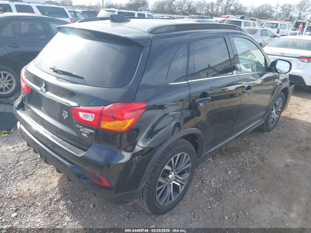 2018 MITSUBISHI OUTLANDER SPORT JA4AP4AW3JU005451 Photo 3