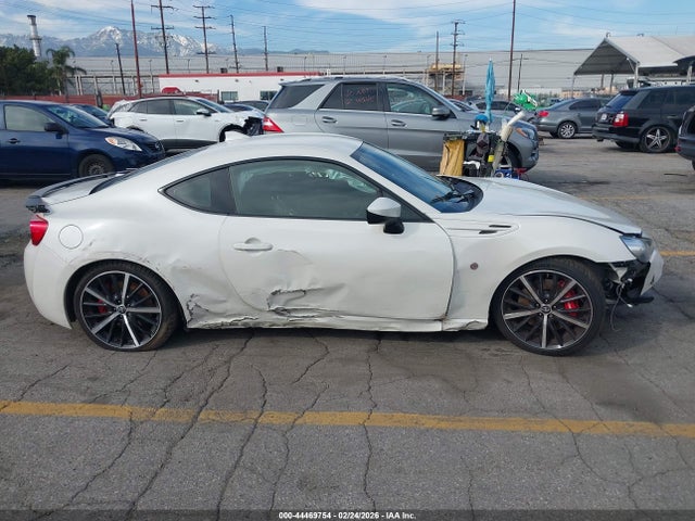 Toyota 86 GT 2020 JF1ZNAE13L9751079 Image 14