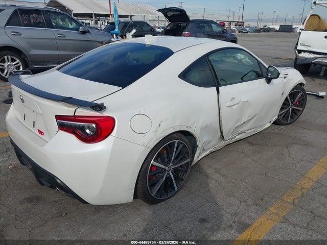 Toyota 86 GT 2020 JF1ZNAE13L9751079 Image 4