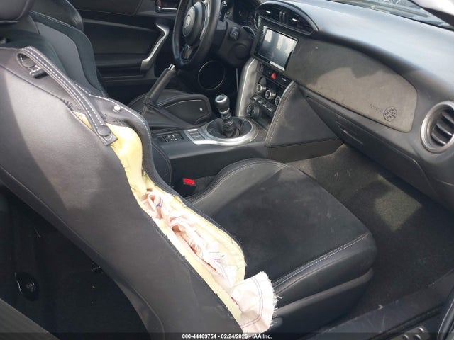 Toyota 86 GT 2020 JF1ZNAE13L9751079 Image 5