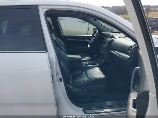 Продажа на аукционе авто 2011 Kia Sorento Sx V6, vin: 5XYKWDA25BG149242, номер лота: 44469768