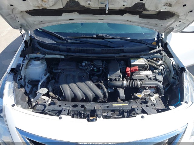3N1CN7AP2JL845927 Nissan Versa 1.6 Sv