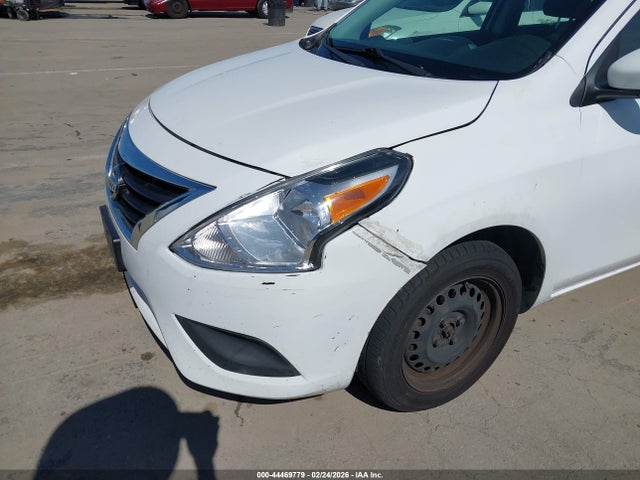 3N1CN7AP2JL845927 Nissan Versa 1.6 Sv