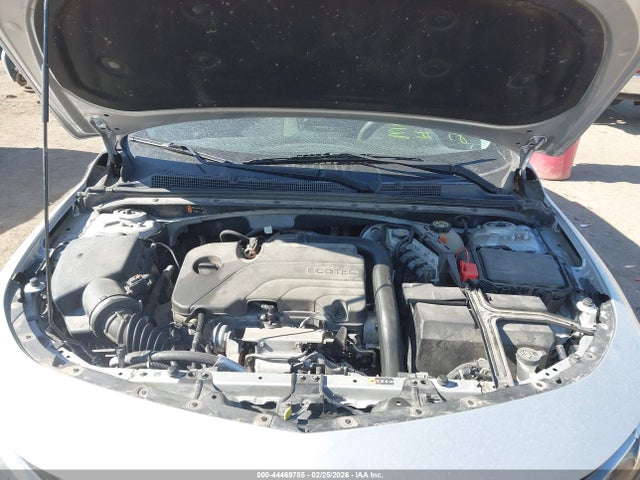 1G1ZD5ST3LF107747 Chevrolet Malibu Fwd Lt