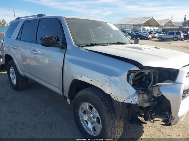 JTEEU5JR7M5232605 Toyota 4RUNNER SR5