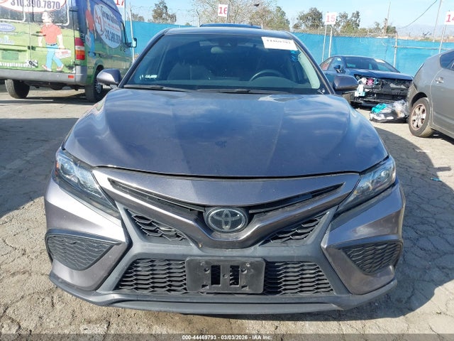 4T1G11AK8RU864488 Toyota CAMRY SE