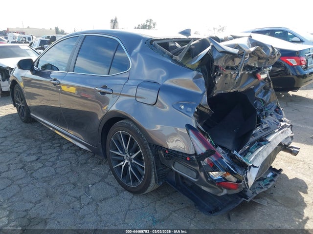 4T1G11AK8RU864488 Toyota CAMRY SE