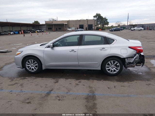 1N4AL3AP9HC223128 Nissan Altima 2.5 S