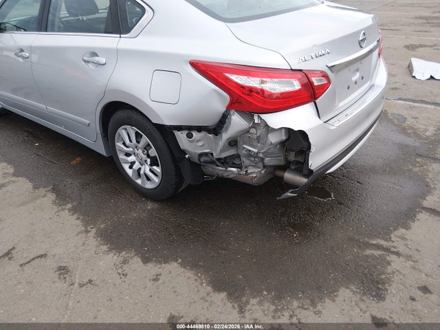 1N4AL3AP9HC223128 Nissan Altima 2.5 S