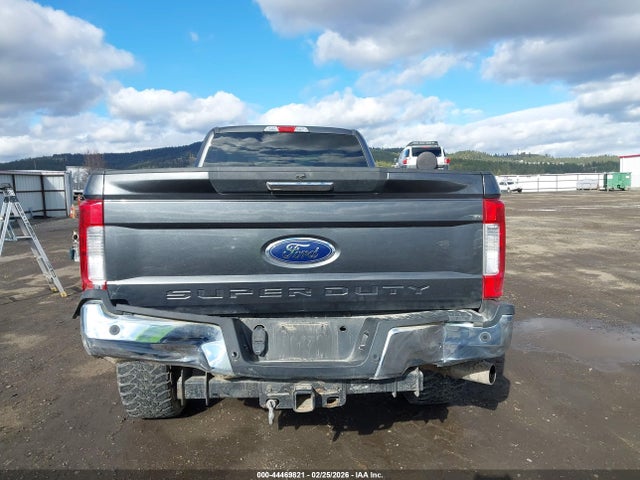 Ford F-250 Xlt 2018 1FT7X2B66JEC80079 Image 17