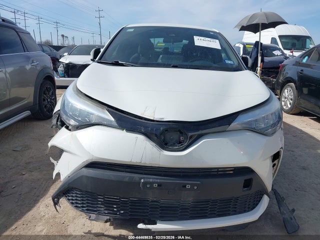 NMTKHMBXXMR128203 Toyota C-HR XLE