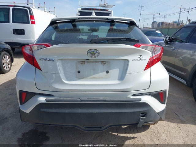 NMTKHMBXXMR128203 Toyota C-HR XLE