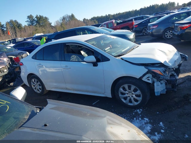 JTDBCMFE0R3038222 Toyota Corolla Hybrid Le
