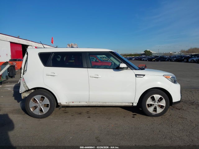 KNDJN2A26F7129278 KIA Soul