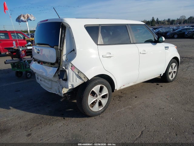 KNDJN2A26F7129278 KIA Soul