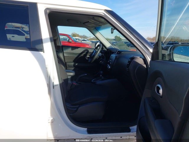 KNDJN2A26F7129278 KIA Soul