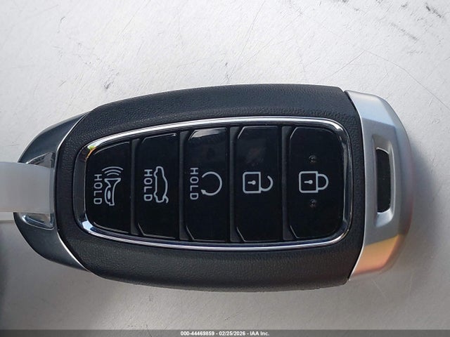 KMHLS4AG6PU562929 Hyundai ELANTRA SEL