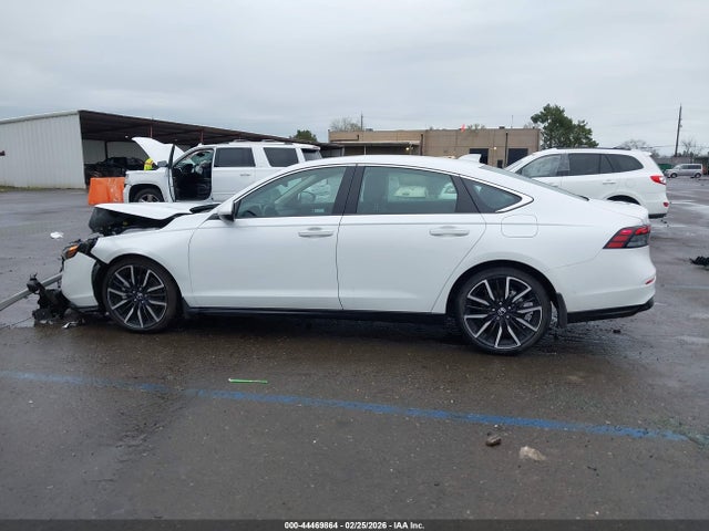 Продажа на аукционе авто 2023 Honda Accord Hybrid Touring, vin: 1HGCY2F8XPA060307, номер лота: 44469864