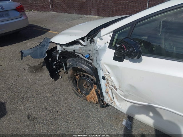 JTDEPMAE5MJ167621 Toyota COROLLA LE