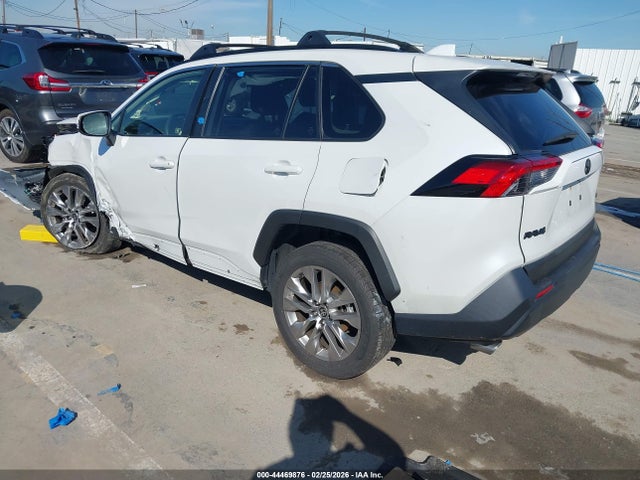 Продажа на аукционе авто 2023 Toyota Rav4 Xle Premium, vin: JTMC1RFV7PD099162, номер лота: 44469876