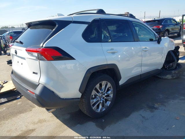 Продажа на аукционе авто 2023 Toyota Rav4 Xle Premium, vin: JTMC1RFV7PD099162, номер лота: 44469876