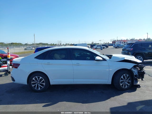 2025 Volkswagen Jetta 1.5t S მანქანა იყიდება აუქციონზე, vin: 3VW5X7BU6SM109425, აუქციონის ნომერი: 44469881