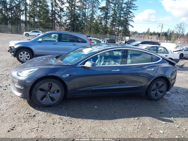 Продажа на аукционе авто 2020 Tesla Model 3 Long Range Dual Motor All-wheel Drive, vin: 5YJ3E1EB5LF802967, номер лота: 44469885
