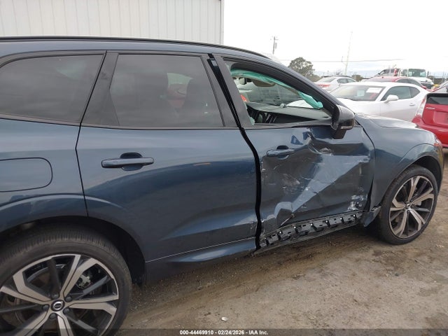 YV4L12RX2P1217055 Volvo Xc60 B5 Ultimate Dark Theme