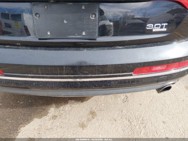 WA1LGAFE5FD025229 Audi Q7 3.0t Premium