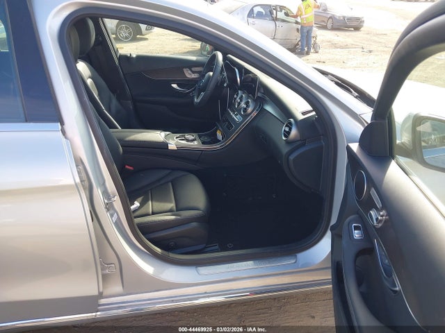 Mercedes-Benz C 300 2020 WDDWF8DB0LR549254 Image 5